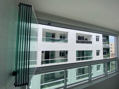 Flash Vidros - Cortina aberta